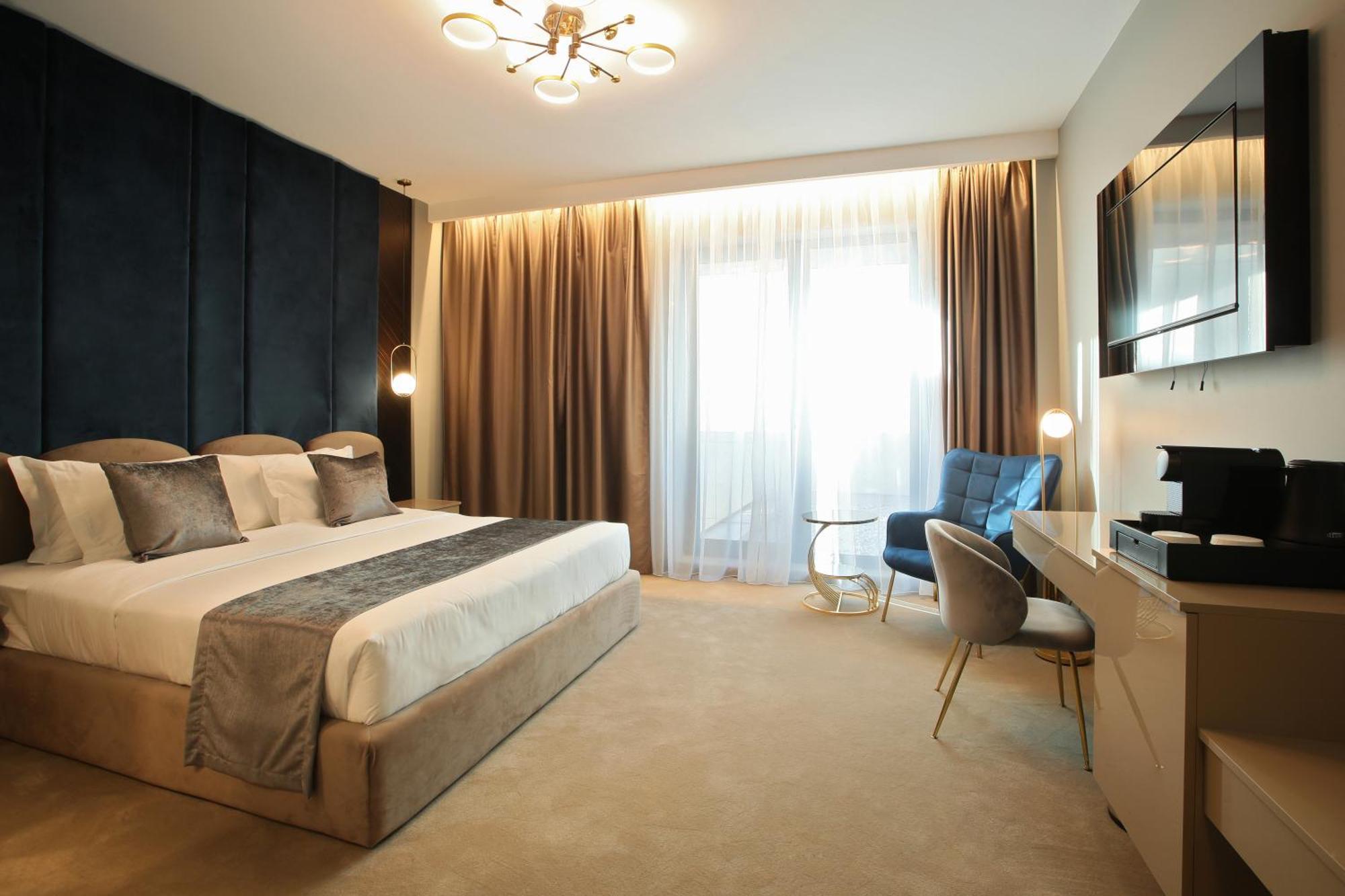 Hotel Artemis Oradea Extérieur photo